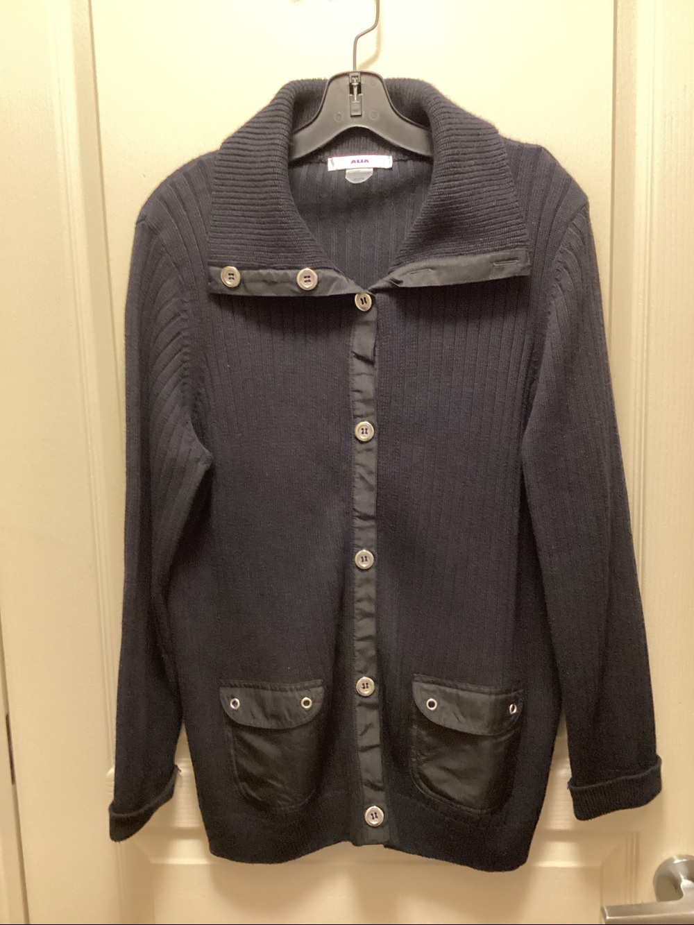 Alia black sweater xl